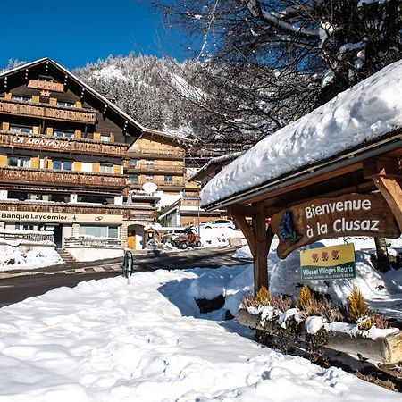 Hotel La Montagne La Clusaz Esterno foto