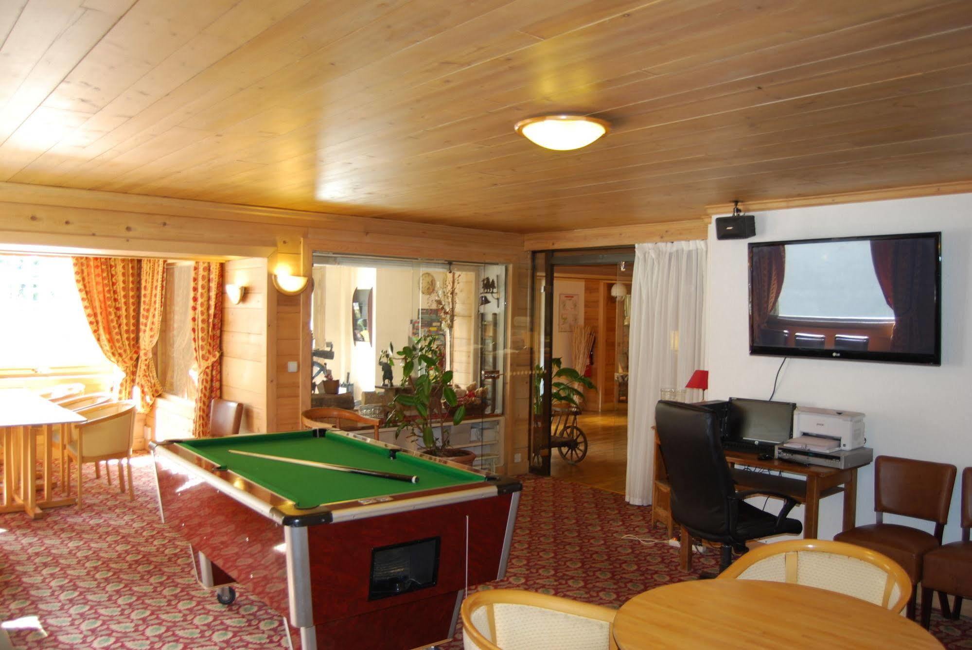 Hotel La Montagne La Clusaz Esterno foto