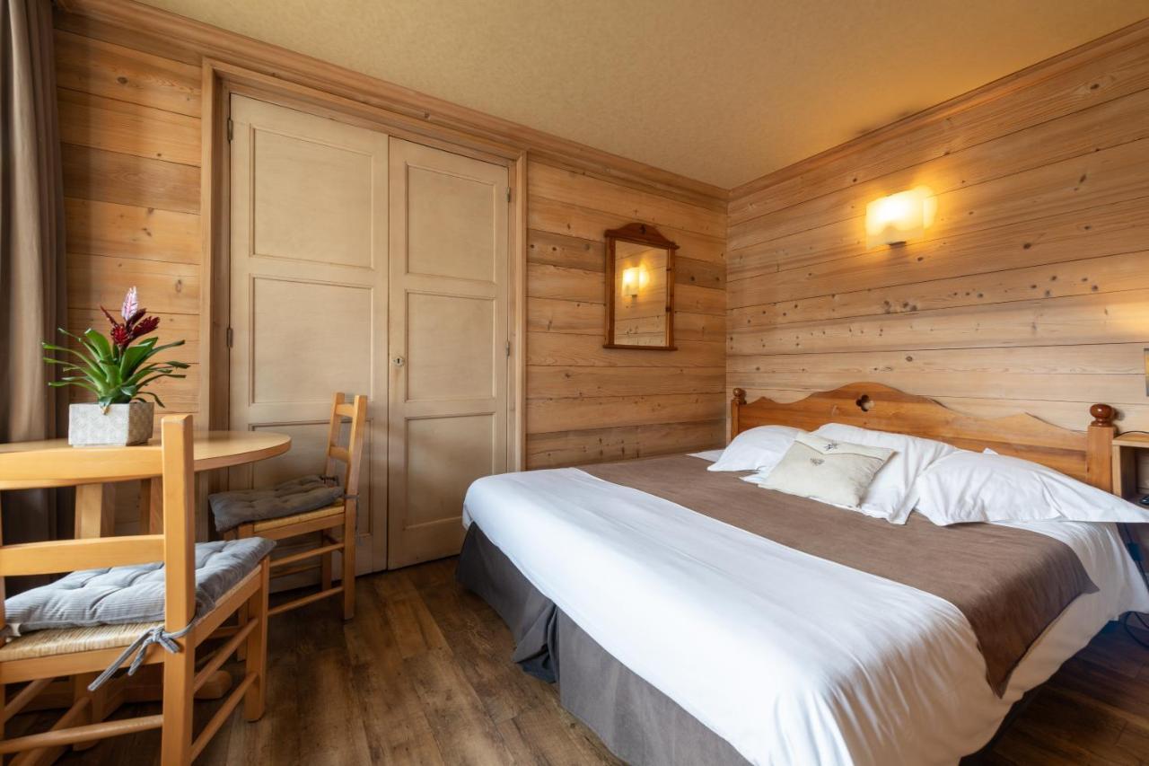 Hotel La Montagne La Clusaz Esterno foto